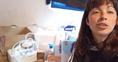 Video: la emoción de una madre rodriguense que recibió ayuda para su hija en una difícil situación