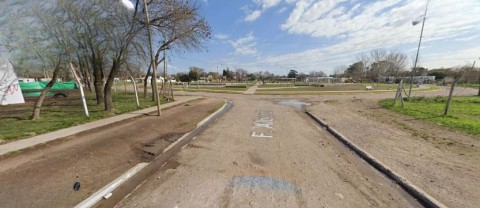 Volvía de la Universidad y lo amenazaron con un rifle de aire comprimido para robarle
