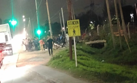 Furia en barrio Raffo: reclamos desatendidos y una intervención municipal que colmó la paciencia de los vecinos