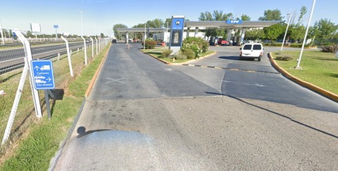 Pesadilla para una pareja: motochorros los persiguieron 3 kilómetros y los chocaron para intentar robarles