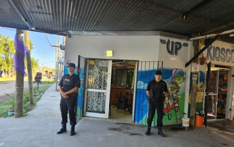 Un comerciante detenido por venta de drogas tras varios allanamientos en barrio Villa Arrar&aacute;s