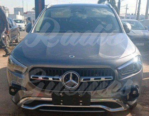 Hallaron un auto de alta gama abandonado que había sido robado meses atrás
