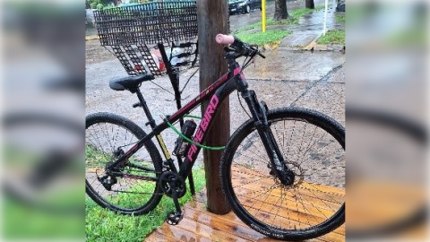 Le robaron la bicicleta en inmediaciones del Hospitalito y hace un pedido público de cámaras