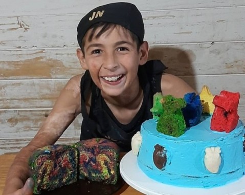 Video: el descargo del nene pastelero de General Rodríguez, tras sufrir buylling en las redes