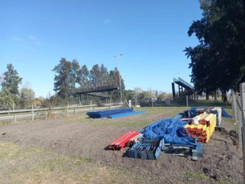 Inminente reparación del puente derribado por un camión en el Acceso Oeste