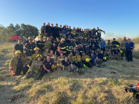 El cuerpo de Bomberos Voluntarios realizó una capacitación en rescate vehicular