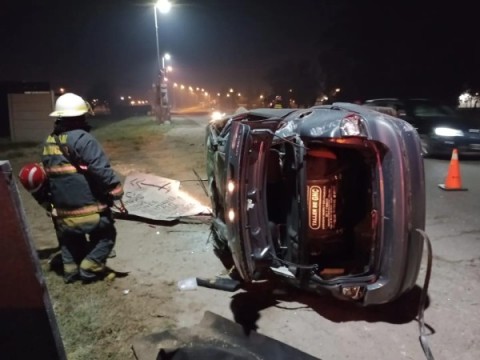 Más accidentes de la semana: vuelco en Ruta 24 y Colectora y un ciclista atropellado cerca del hospital