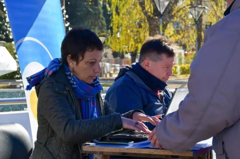 Operativo en el predio de la estación: Renaper, ANSES y todos los trámites que pueden hacer los vecinos