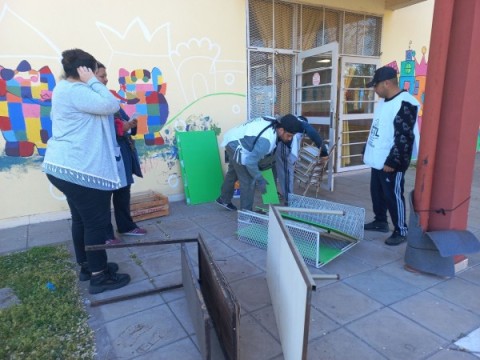 3° informe del Consejo Escolar: pozos, bidones y un acuerdo para reciclar mobiliario