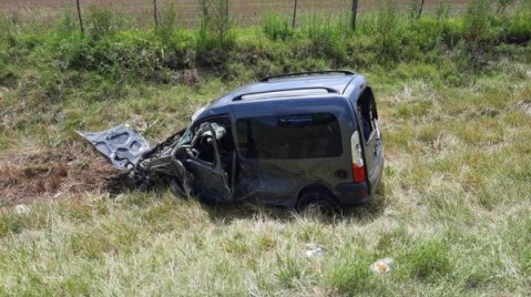 Una familia de Gral. Rodríguez chocó contra un camión en Bragado