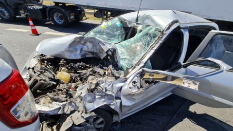 Otro choque en la autopista: impacto en cadena generó largas colas en el Acceso Oeste