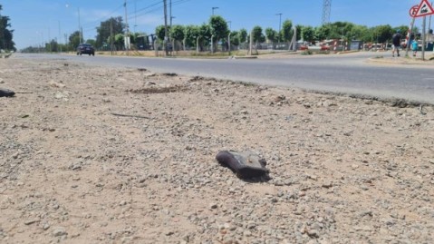 Motociclista atropelló a un chico de 14 años que iba al colegio en La Fraternidad