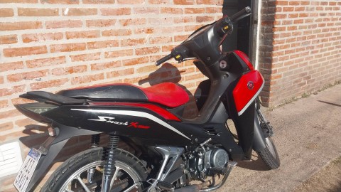 El drama de una familia rodriguense a la que le robaron la moto que usan para trabajar y todavía no terminaron de pagar