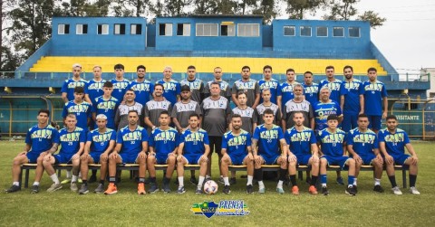 Con Retamar en el banco, Alem presentó a su plantel completo para la temporada 2024
