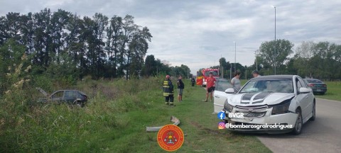 Choque entre dos autos en la Ruta 24 dejó como saldo tres heridos