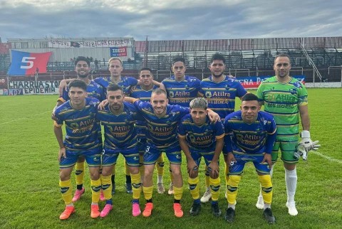 En la última jugada, el "Lechero" rescató un empate de su visita a Rosario
