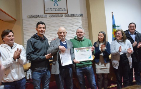 El Concejo Deliberante homenajeó a Carlos Anigstein, distinguido médico pediatra y sanitarista: su historia