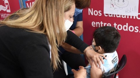 El Gobierno bonaerense anunció la “vacunación libre” contra el Covid-19 para mayores de 3 años