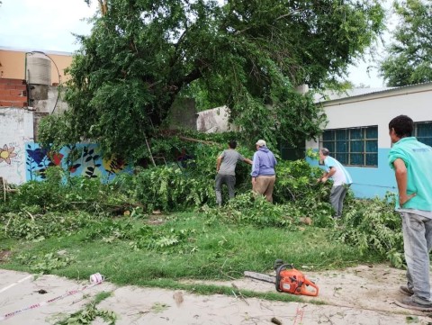 El Consejo Escolar respondió por los arreglos a escuelas dañadas: "La escuela 3 perdió el 30% de su techo"