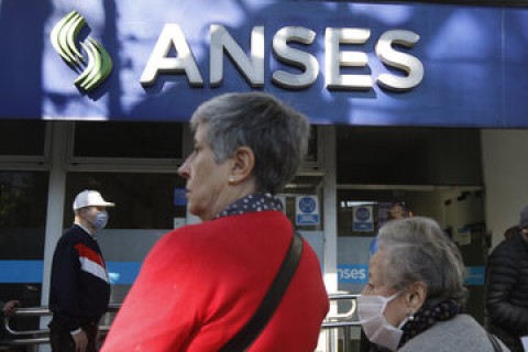 Aumento y bono confirmado para jubilados y AUH: cuánto cobrarán en septiembre 