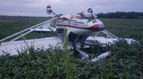 Aterrizaje forzoso de una avioneta en el Aeroclub