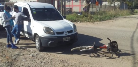 Una camioneta impactó a un ciclista en Maravilla del Oeste
