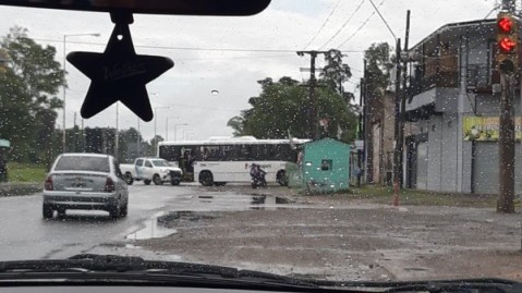 "Pudo ser una tragedia": pánico entre los pasajeros de un colectivo por un siniestro vial en Ruta 7
