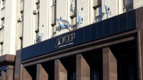 AFIP bonificará un mes a un grupo de monotributistas y autónomos