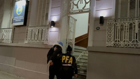 Cómo operaba la banda que vendía droga a metros de un jardín en Altos del Oeste