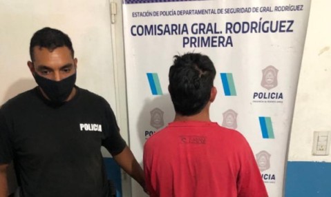 Rob&oacute; en un polirubro y termin&oacute; arrestado