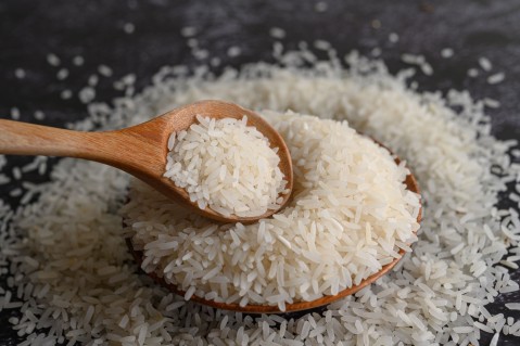 Prohíben la venta de un arroz falso que usaba el envase de una marca conocida