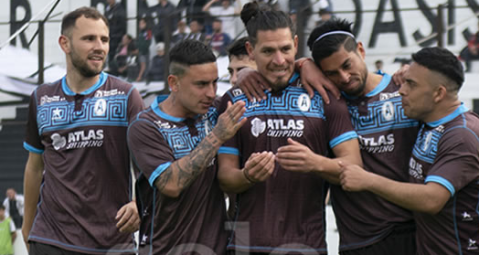 Atlas se hizo fuerte en Pilar y aseguró su lugar en el Reducido