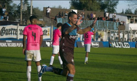 Atlas ganó de local y se ilusiona con el ascenso directo