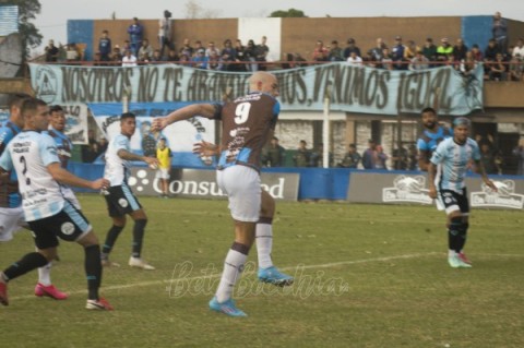 Atlas no pudo redondear el trámite y dejó escapar dos puntos en su casa