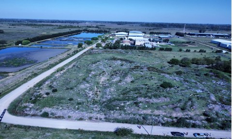 Se realizó la consulta pública por la obra de limpieza de un enorme basural en Cina Cina: apenas hubo tres interesados