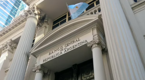 Ya llegó a los bancos el billete de $2.000: cuándo entrará en circulación