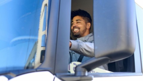 Búsqueda de empleo para chofer profesional full time para cargas generales