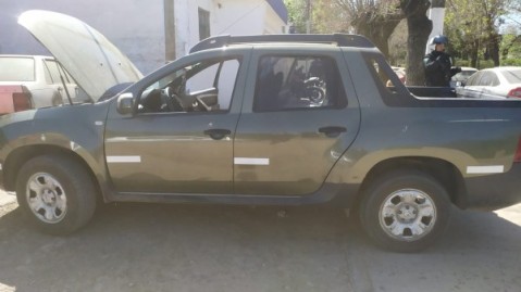 Demoraron en Ruta 24 a una mujer que manejaba un auto robado