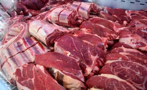 Desde el martes, se venderán 11 cortes de carne vacuna a precios económicos