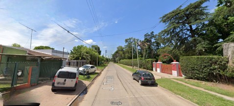 Les barretearon la puerta, desvalijaron la casa y se llevaron el "botín" con una extraña modalidad