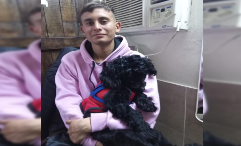 Un accidente de moto le cambió la vida y ahora necesita con urgencia una prótesis: cómo ayudarlo