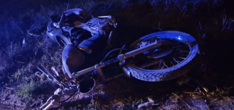 Motociclista gravemente herido tras un fuerte choque con una camioneta en Ruta 7