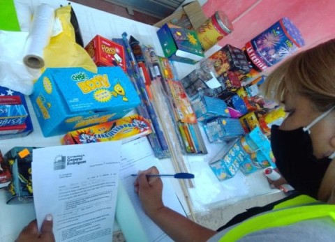 Pirotecnia en las fiestas: desde el Municipio espera que haya menos oferta y consumo
