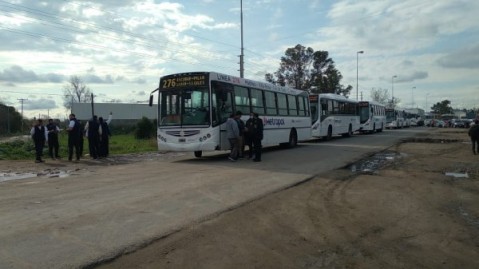 Demoras y largas filas de vehículos por el corte en Ruta 28