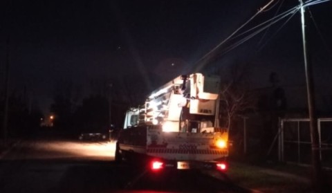 En plena ola de frío, los problemas en el servicio eléctrico despiertan reclamos en los barrios