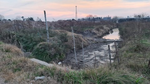 Vecinos de tres barrios rodriguenses, entre preocupación y sospechas por consumo de agua contaminada