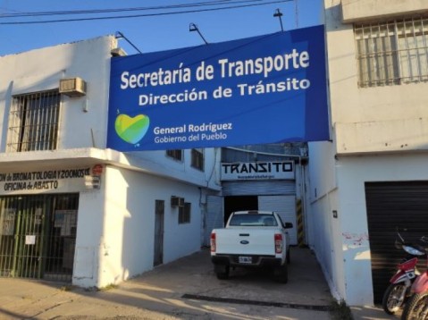Empleados municipales de Tránsito van al paro