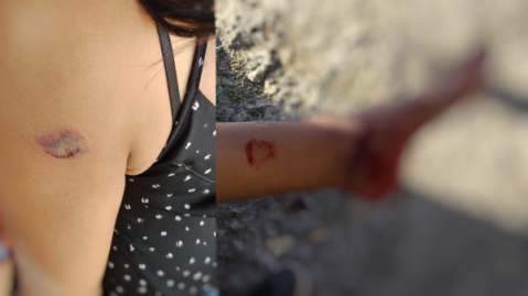 Brutal secuencia: atacó a rebencazos a dos mujeres y terminó arrestado