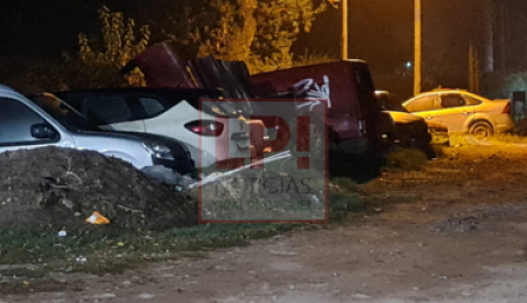 La Comisar&iacute;a 2&deg; de Malvinas y una preocupante postal: se acumulan en la calle los veh&iacute;culos secuestrados