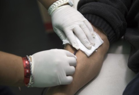 Jornada solidaria de donación de sangre en el Centro Vasco